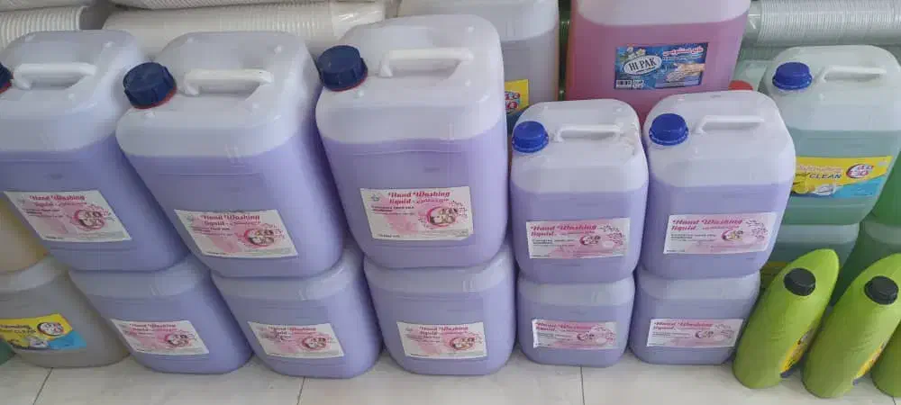 محصولات شوینده پاک شیمی|مواد شوینده و دستمال کاغذی|تهران, یافتآباد|دیوار