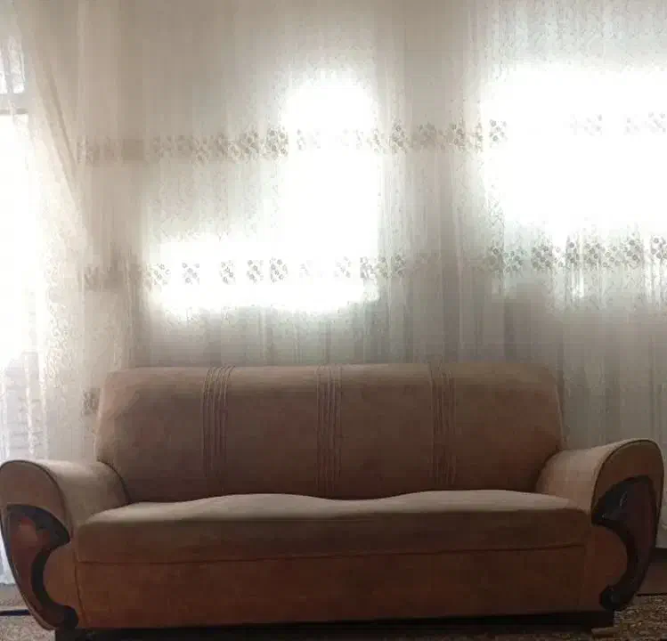 مبل راحتی ۷ نفره|مبلمان خانگی و میز عسلی|قم, شهرک امام حسین|دیوار