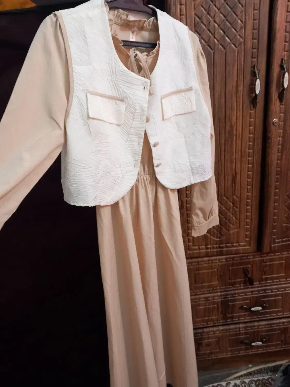 لباس|لباس|جیرفت, |دیوار