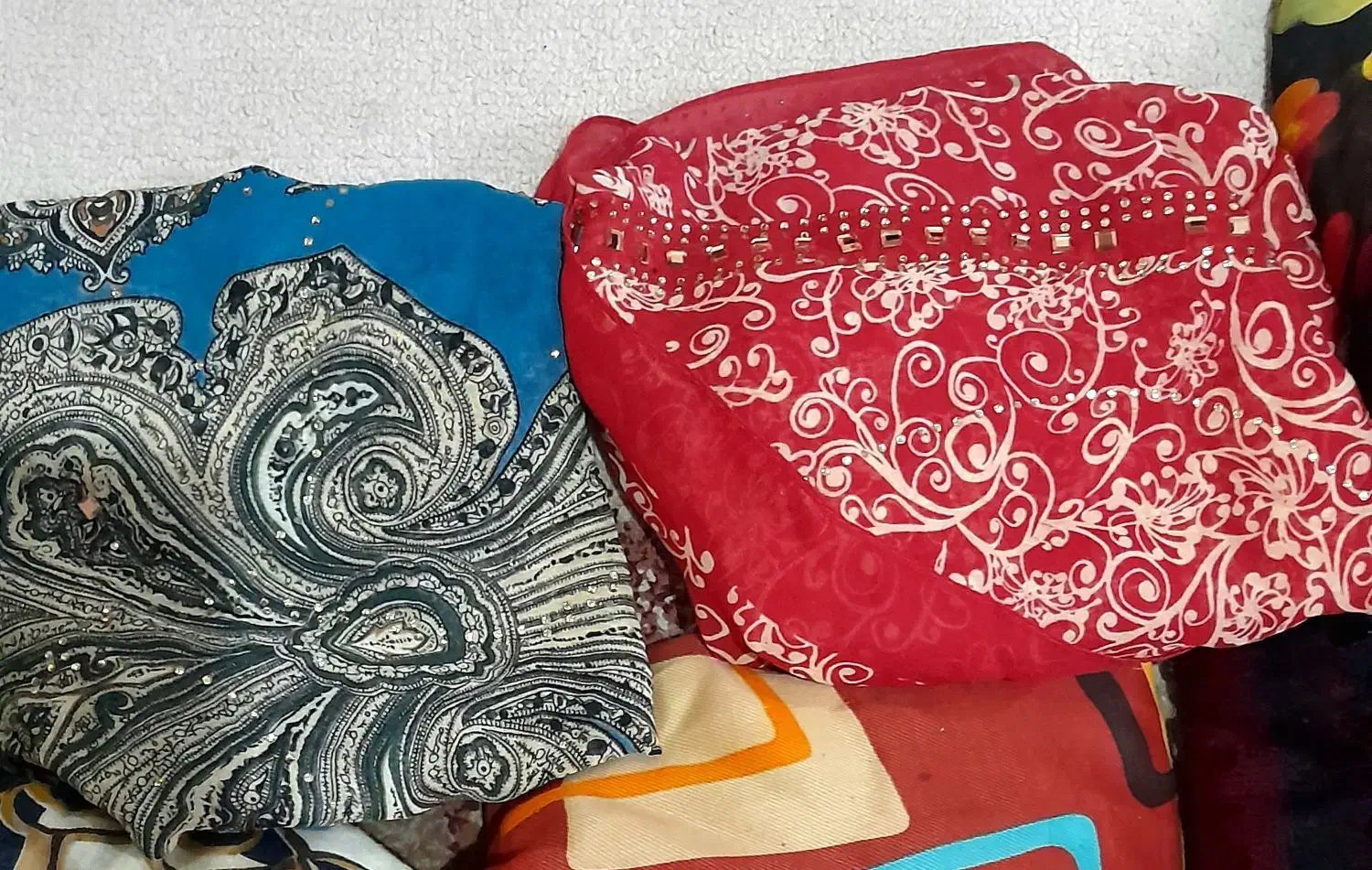 روسری|لباس|سنندج, |دیوار