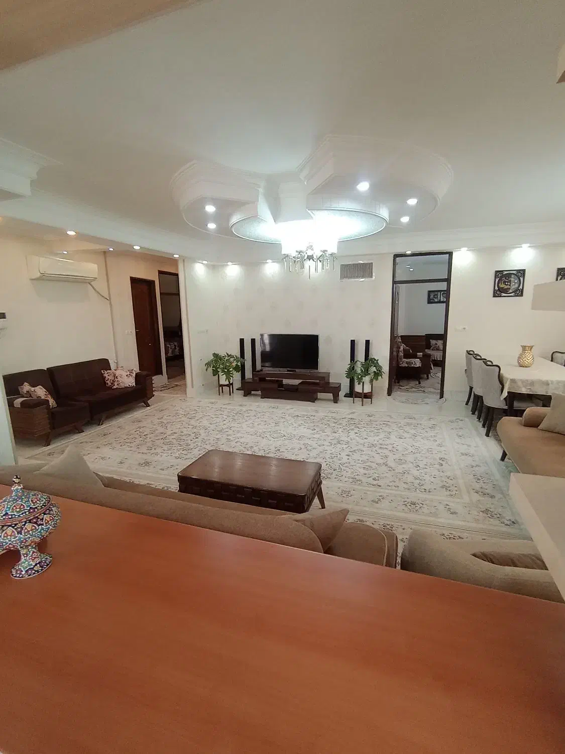 آپارتمان/213متری/3خواب/طبقه سوم/تک واحدی|فروش آپارتمان|تربتحیدریه, شهید بهشتی|دیوار