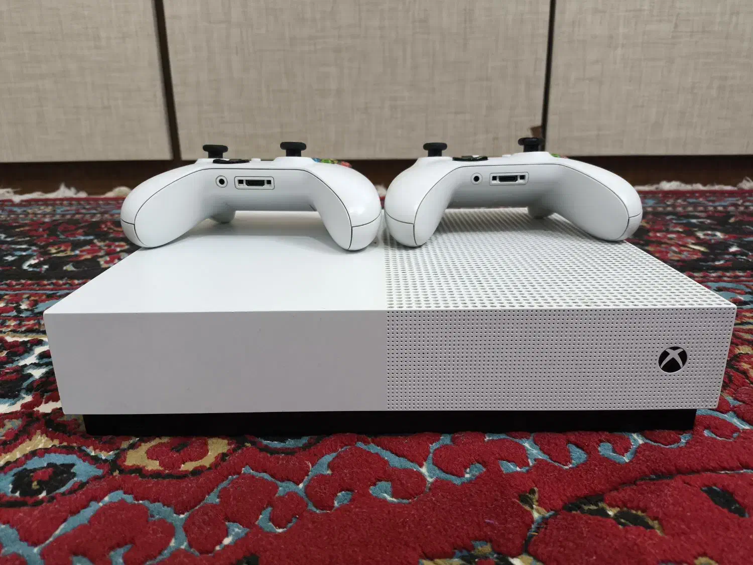 ایکس باکس وان اس Xbox one s|کنسول، بازی ویدئویی و آنلاین|اصفهان, آبشار|دیوار