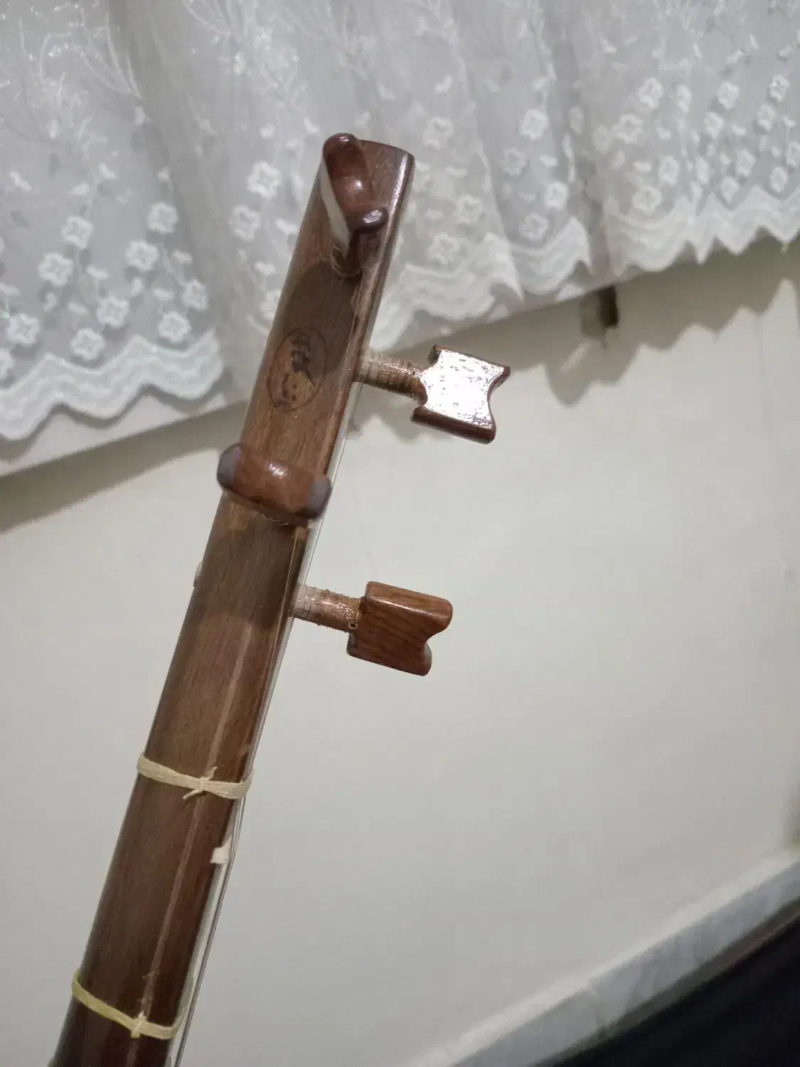 سه تار|سازهای سنتی|اراک, |دیوار