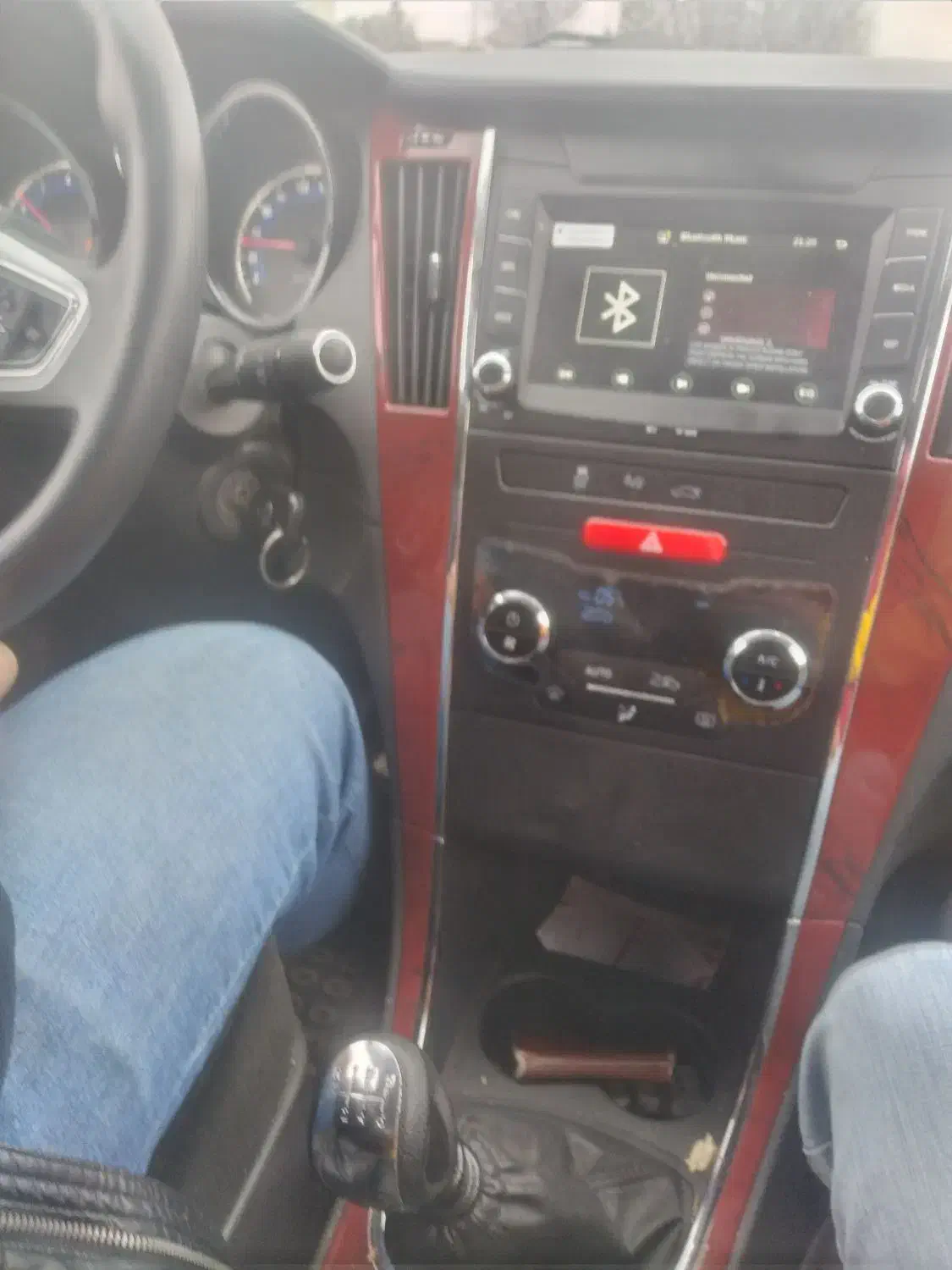 ماشین دنا ۴۰۳ شش دنده|خودرو سواری و وانت|اردبیل, |دیوار