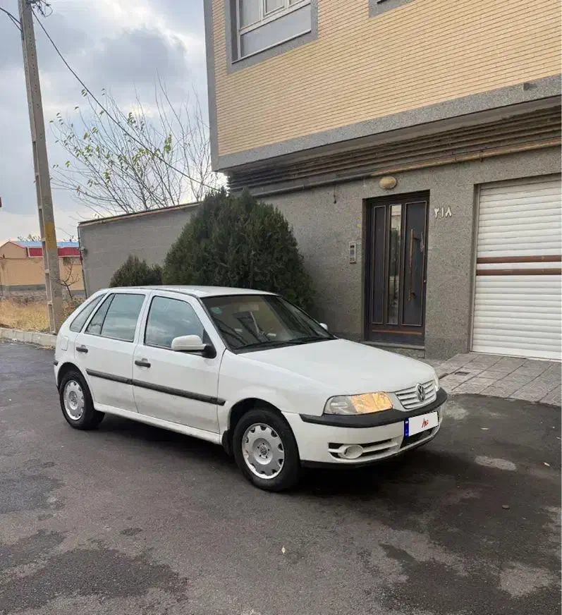 فولکس گل سفید تمیز مرتب|خودرو سواری و وانت|تبریز, |دیوار