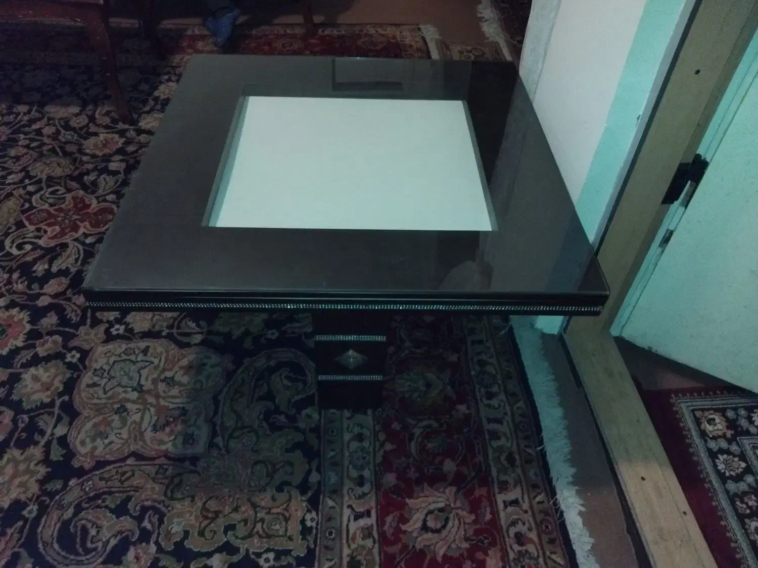 جلو مبلی|صندلی و نیمکت|ارومیه, |دیوار