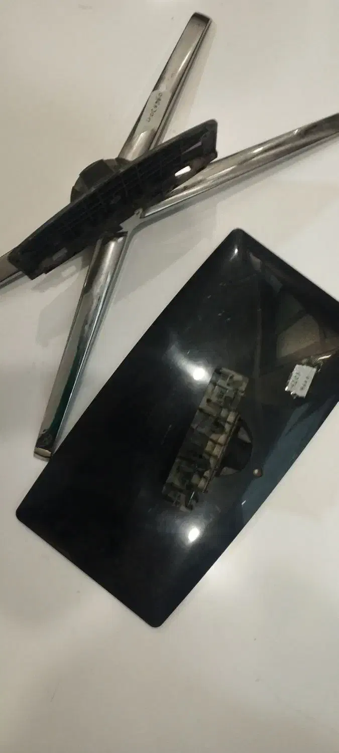 پایه تلوزیون|تلویزیون و پروژکتور|قم, باغ کرباسی|دیوار