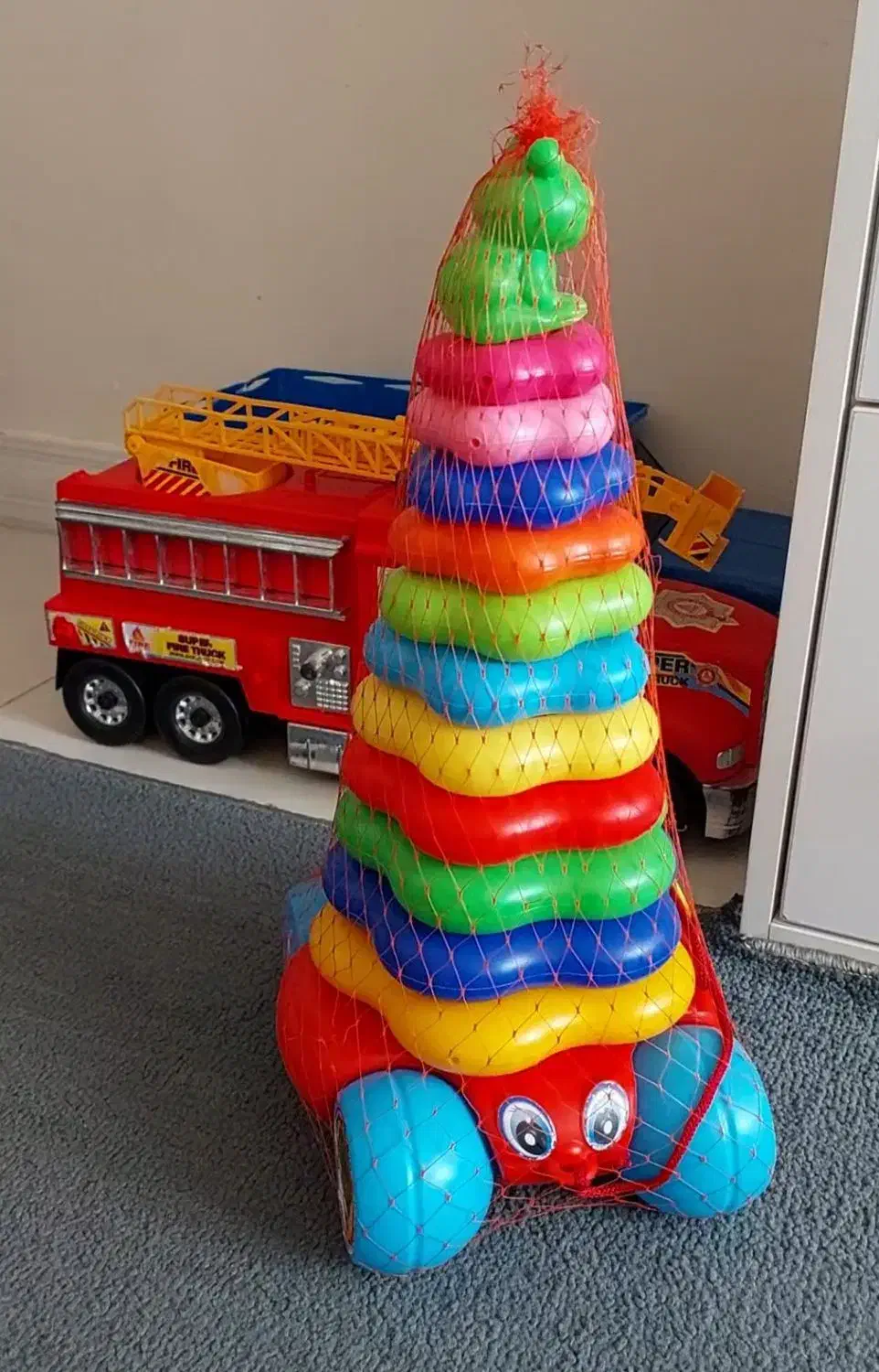 اسباب بازی وتاپ بچه|اسباب‌بازی بچه|تهران, آذری|دیوار