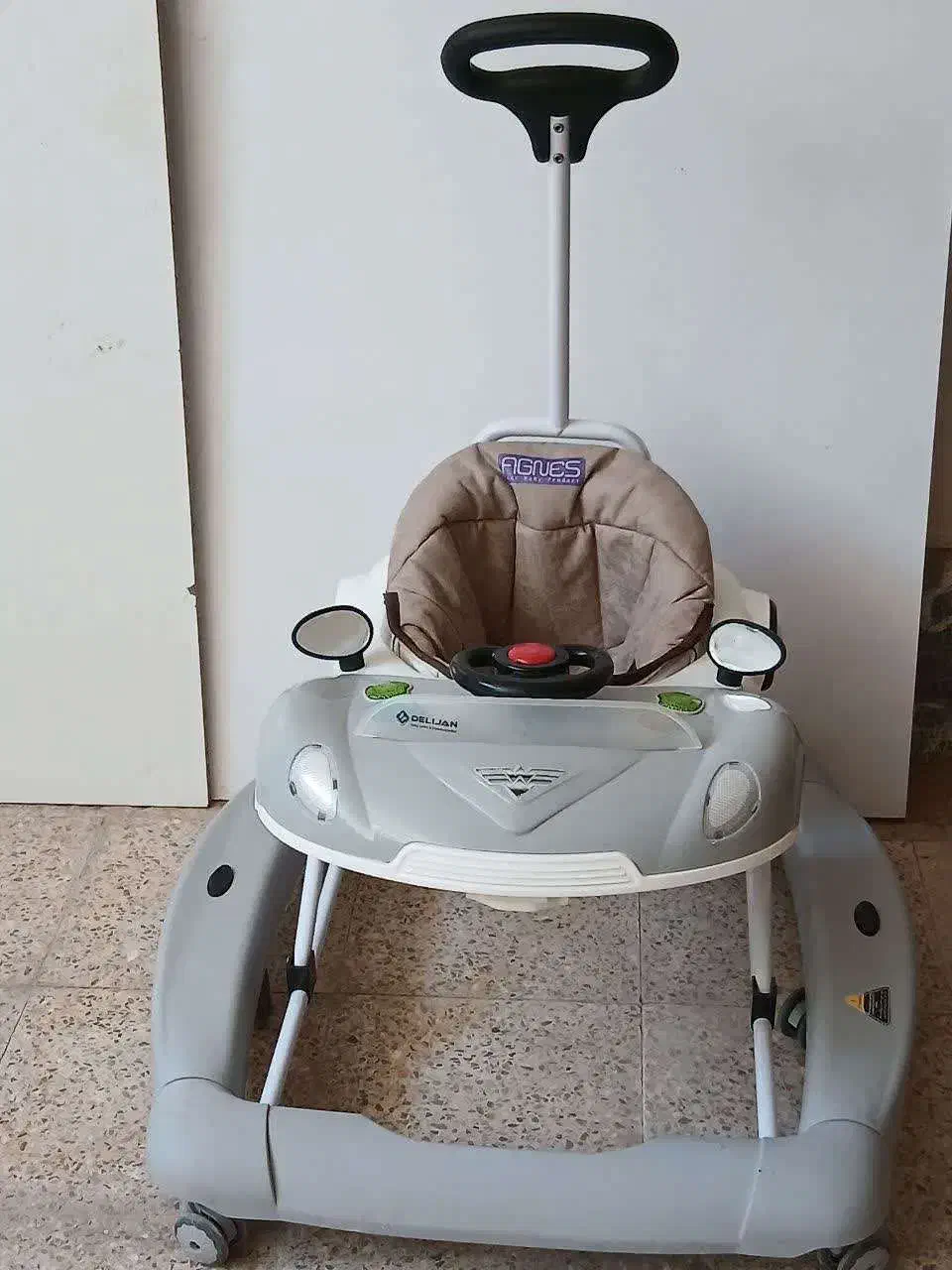 کریر و گهواره و کالسکه سیسمونی نوزاد نو و سالم|اسباب و اثاث بچه|اصفهان, پوریای ولی|دیوار