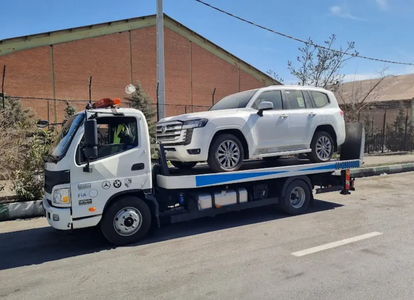 امداد خودرو خودروبر کفی خودروسوار کفی ماشین بر|خدمات حمل و نقل|سمنان, |دیوار