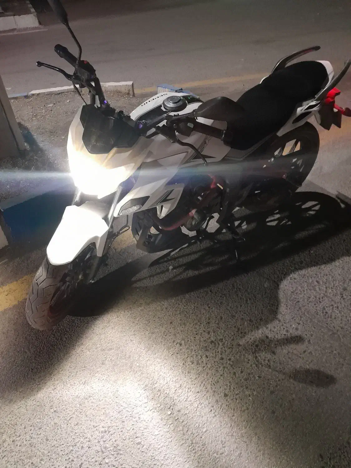 موتور skz200 مدل 1403|موتورسیکلت|خنداب, |دیوار