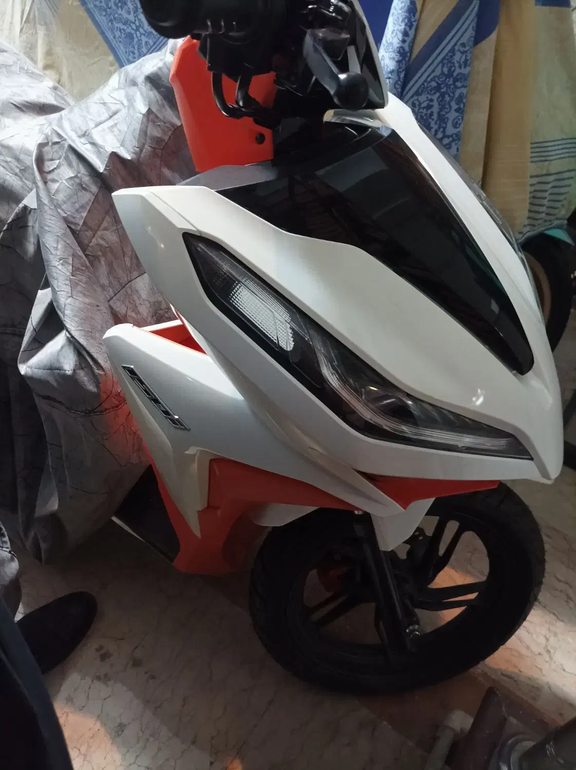 هوندا کلیک 150i اصلی صفر خشک|موتورسیکلت|تهران, سید خندان (جلفا)|دیوار