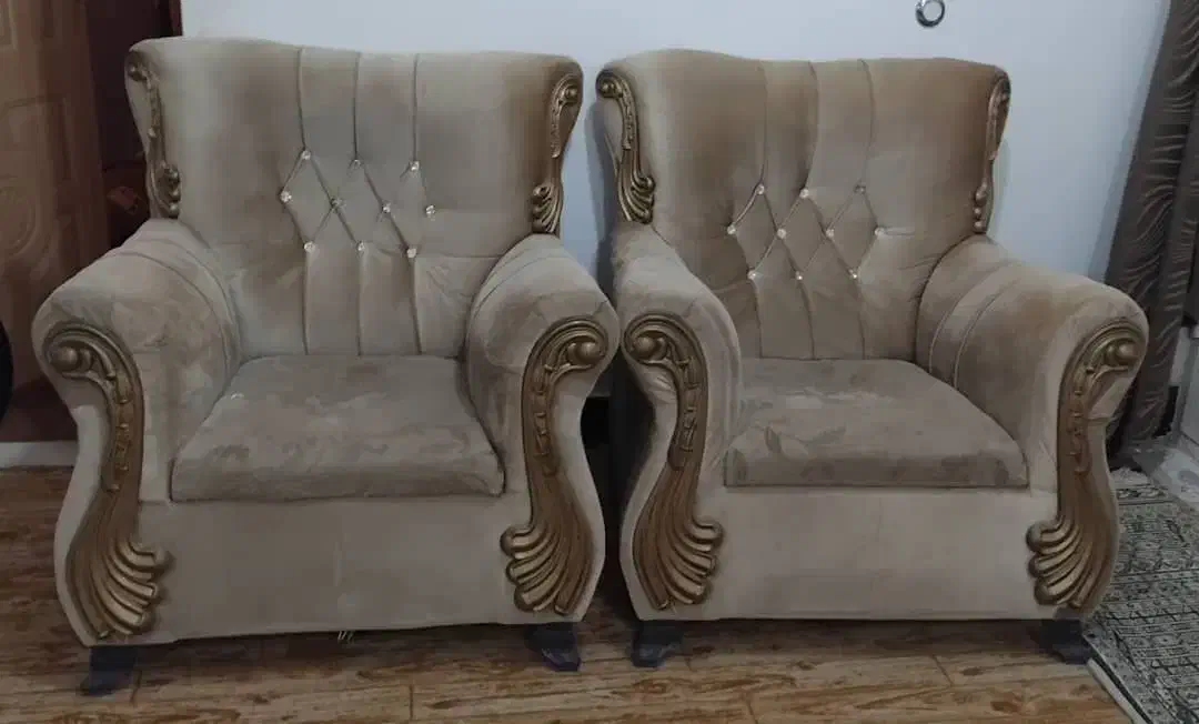 مبلها باعسلی فروشی دو دست  بوفه نووجنس خوب|مبلمان خانگی و میز عسلی|پلدختر, |دیوار