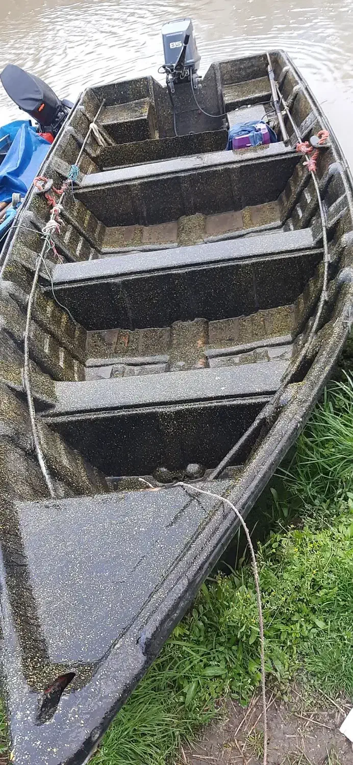 قایق موتور دریایی میخای تماس بگیر|قایق و سایر وسایل نقلیه|بندر انزلی, قلم گوده|دیوار