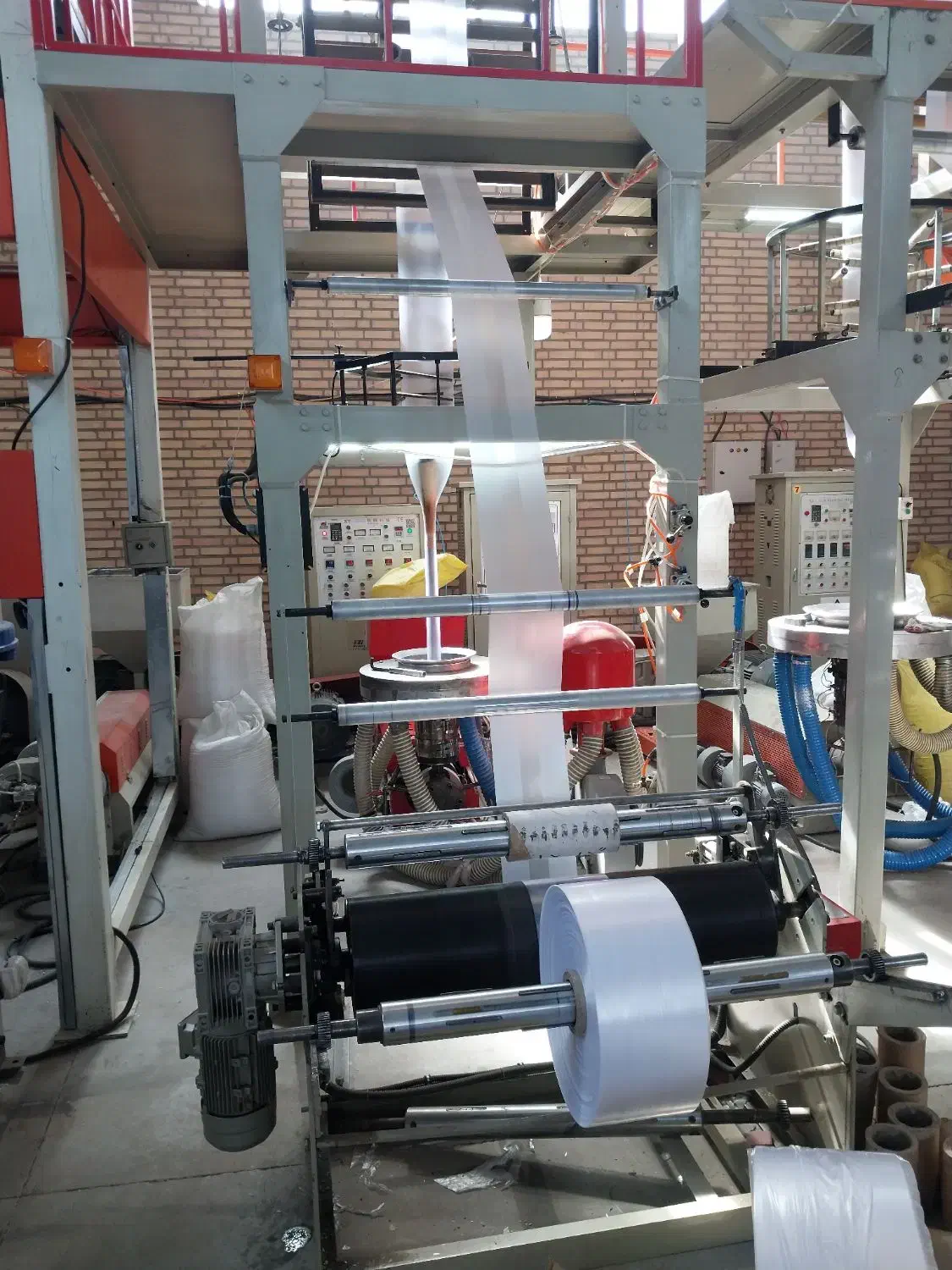 نایلون دسته دار|عمده‌فروشی|اندیشه, اندیشه فاز ۱|دیوار