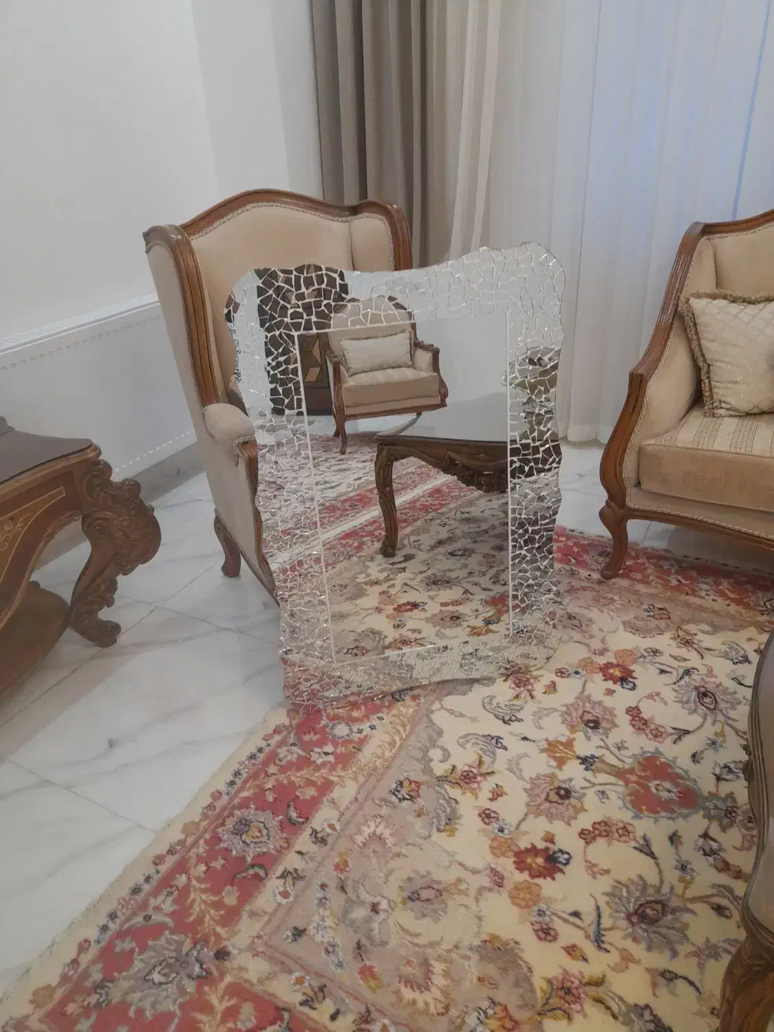 آینه|آینه|تبریز, |دیوار