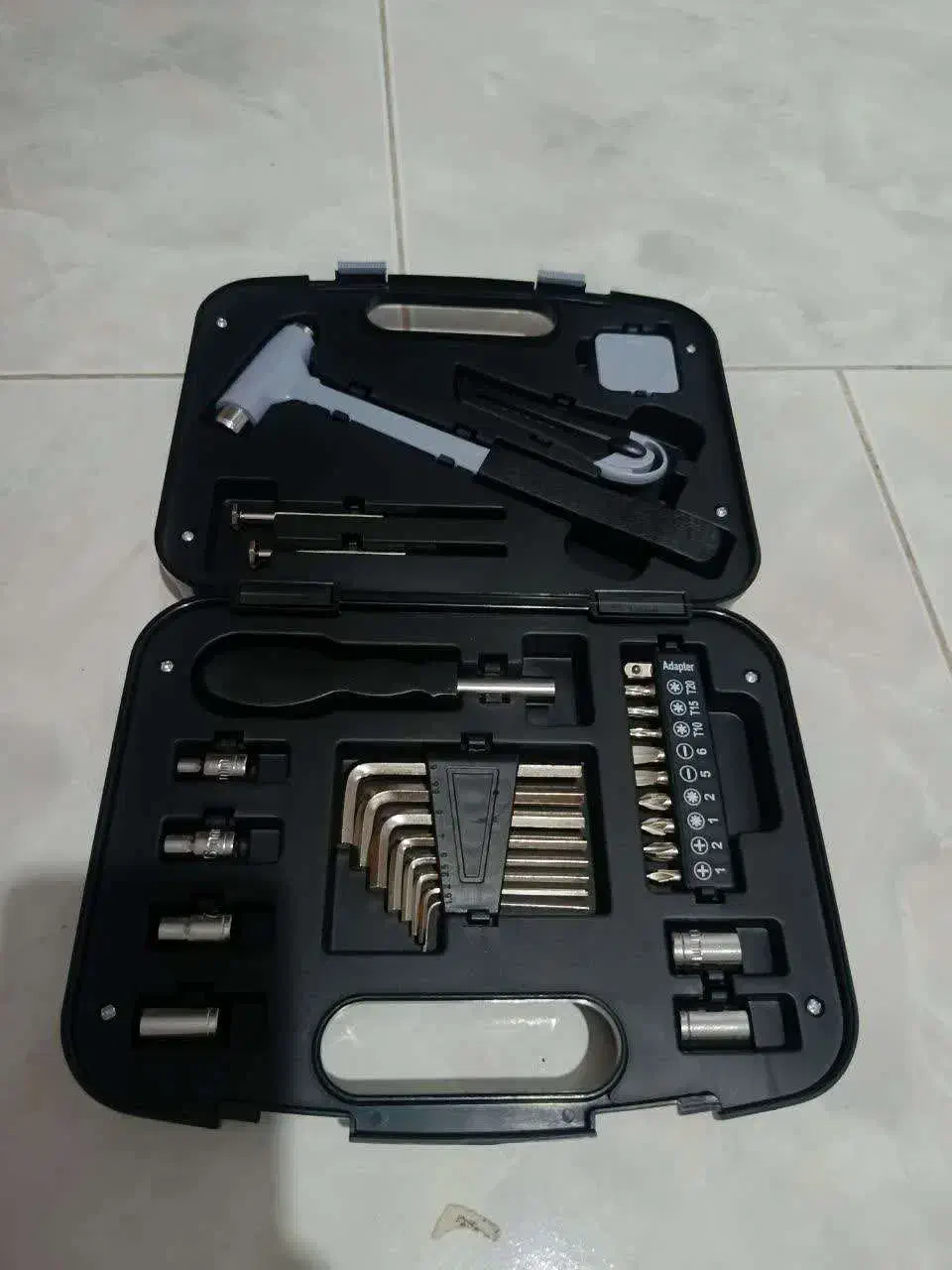 جعبه ابزار|ابزارآلات|بابل, |دیوار