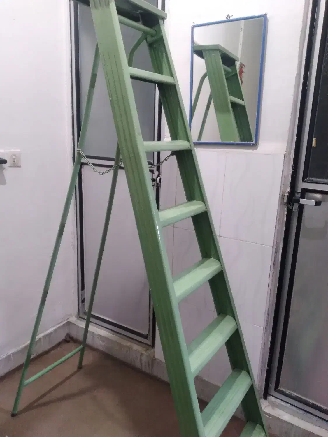 پله آهنی|ابزارآلات|کرمانشاه, |دیوار