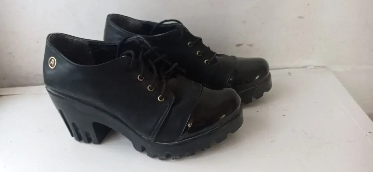 کفش زنانه|کیف، کفش، کمربند|سرپل ذهاب, |دیوار