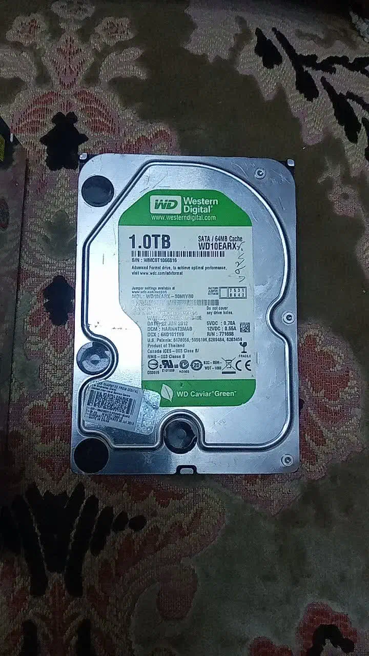 هارد و پاول ۱تراوا سالم در حد نو|قطعات و لوازم جانبی رایانه|قرچک, مهدیه|دیوار