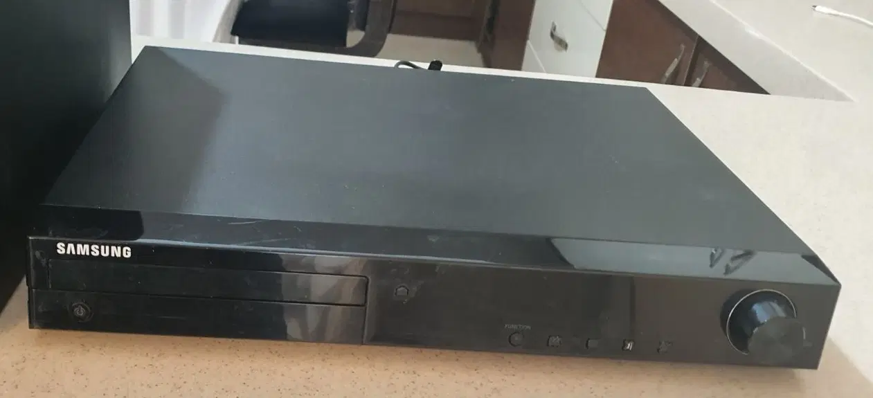 DVD  player|پخش‌کننده DVD و ویدیو|تهران, پاسداران|دیوار