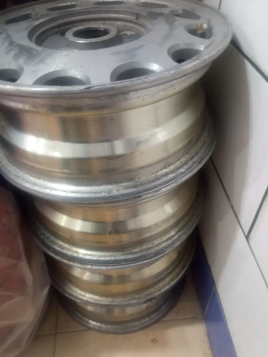 رینگ اسپرت فابریک پراید141|قطعات یدکی و لوازم جانبی|فولادشهر, A2|دیوار