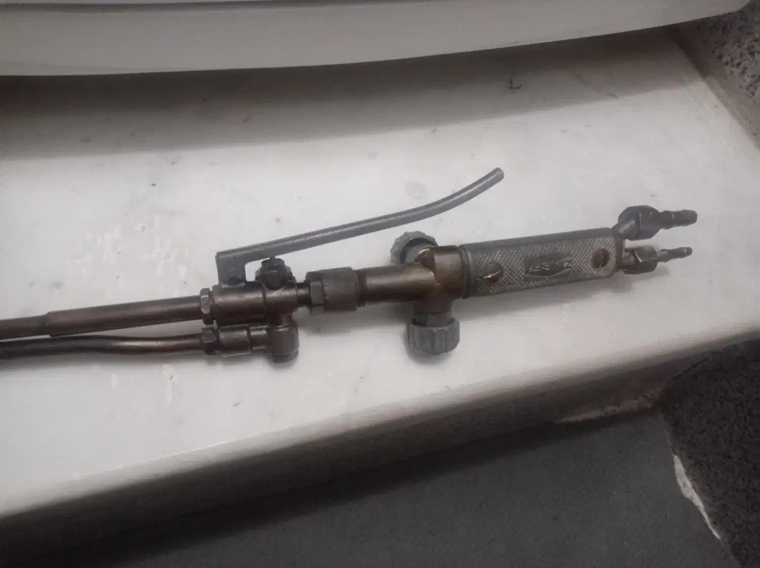 سرپیک المانی|کلکسیون اشیاء عتیقه|سبزوار, نواب صفوی|دیوار