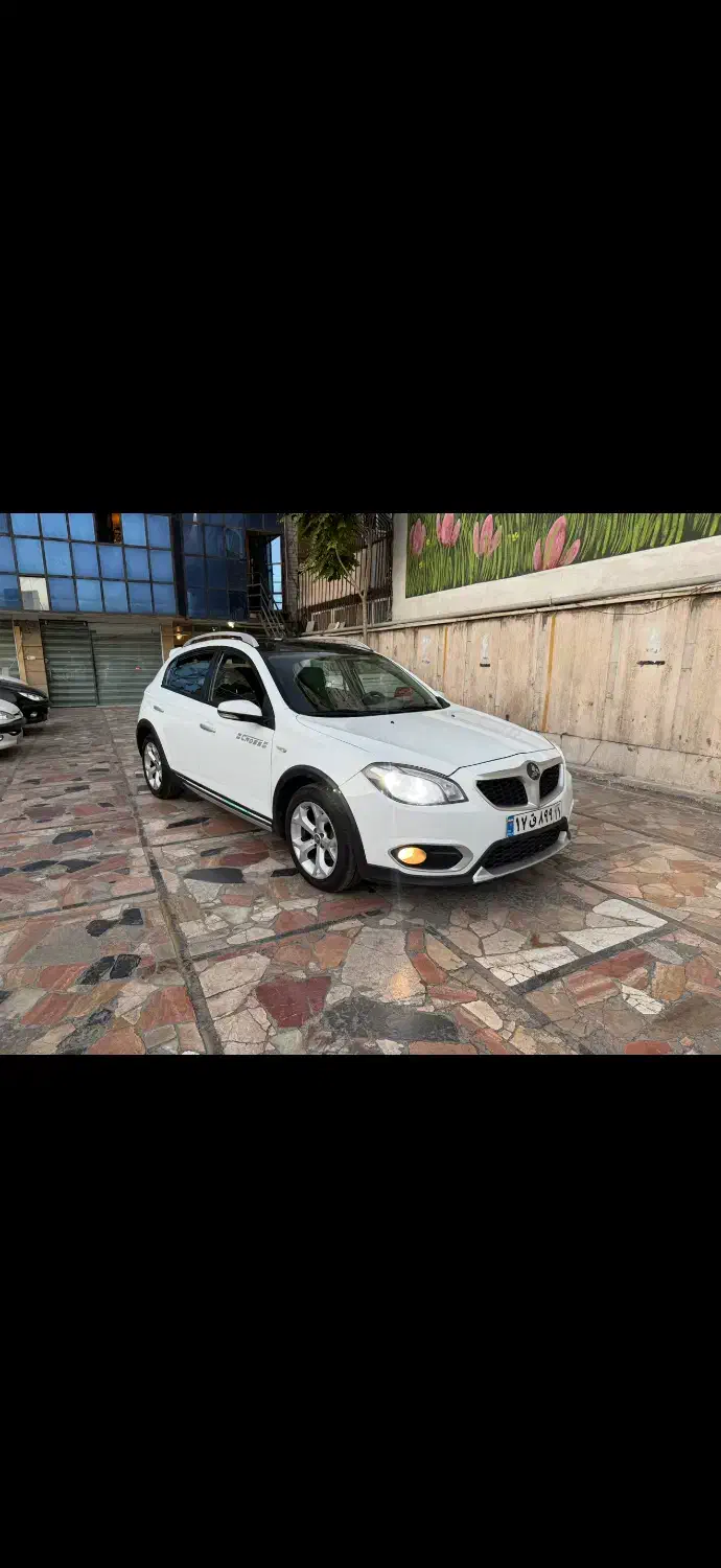 برلیانس کراسH۳۲۰ موتور بزرگ مدل1397 اتومات|خودرو سواری و وانت|تهران, شادمان|دیوار