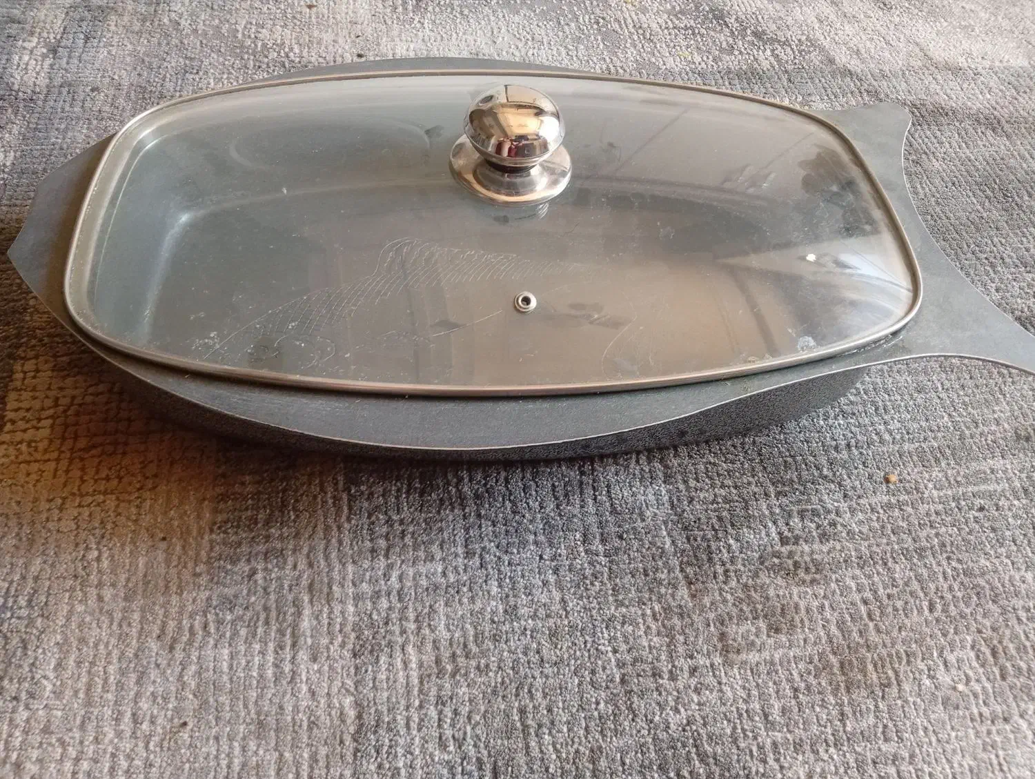 ماهیتابه ماهی بیضی|ظروف پختوپز|بومهن, |دیوار