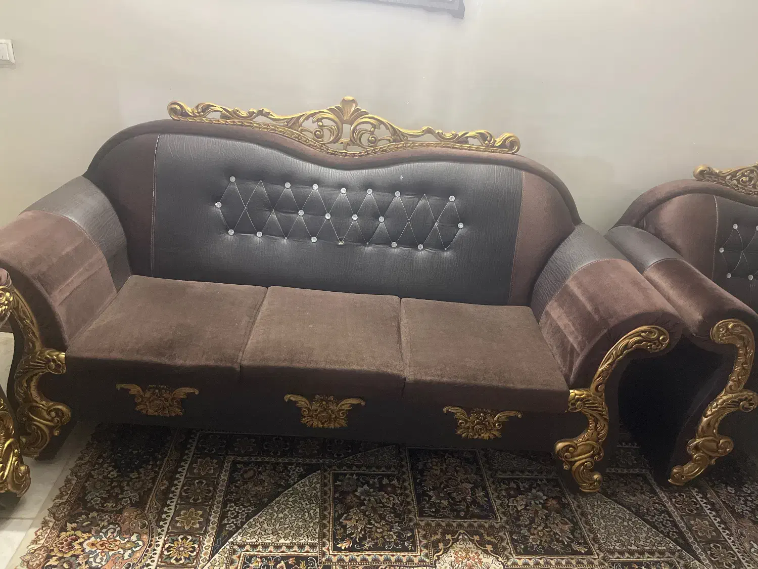 مبل ۷نفره|مبلمان خانگی و میز عسلی|شاهین‌شهر, عطار|دیوار