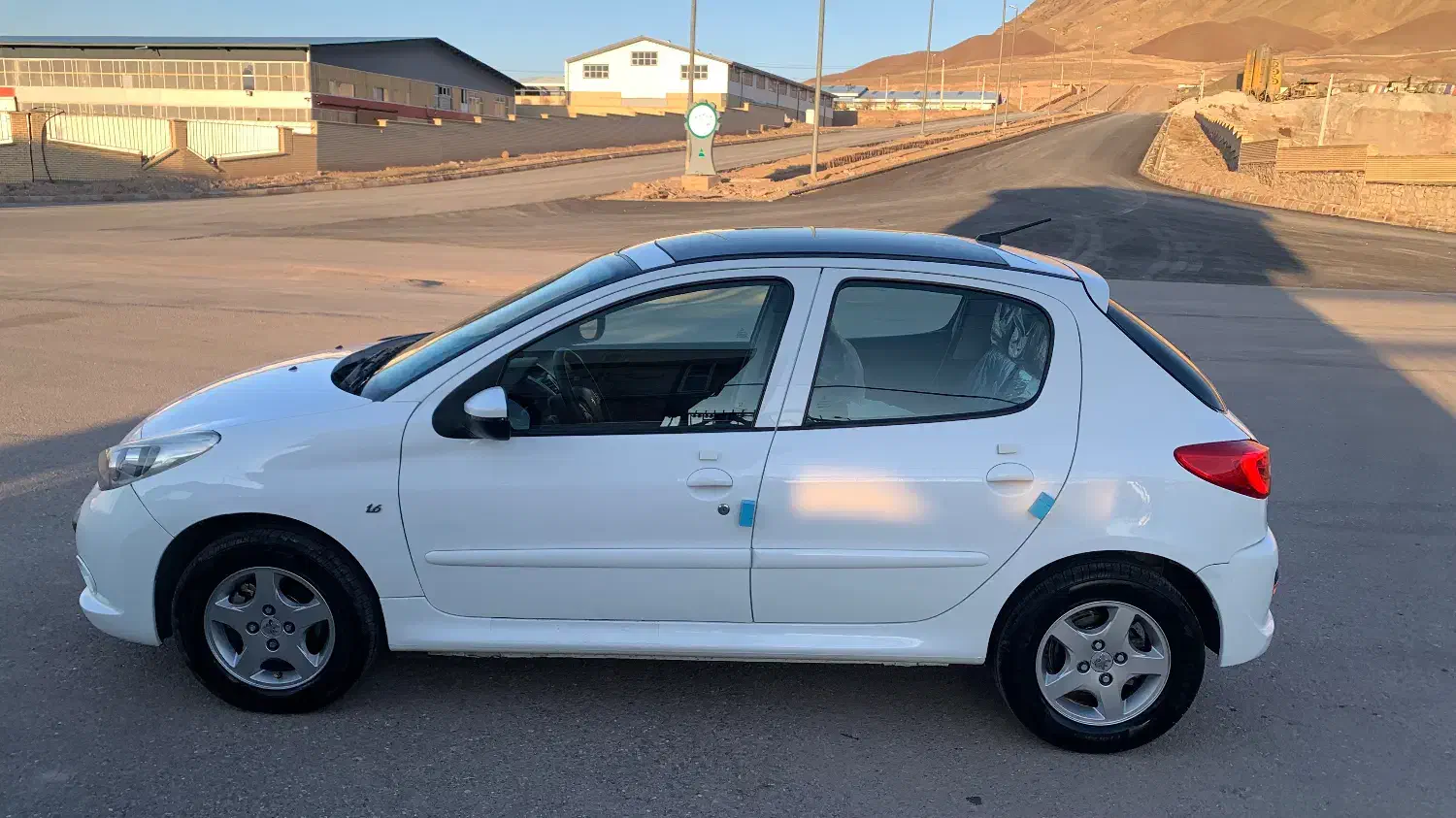 ۲۰۷ پانا ۱۴۰۱|خودرو سواری و وانت|تبریز, |دیوار