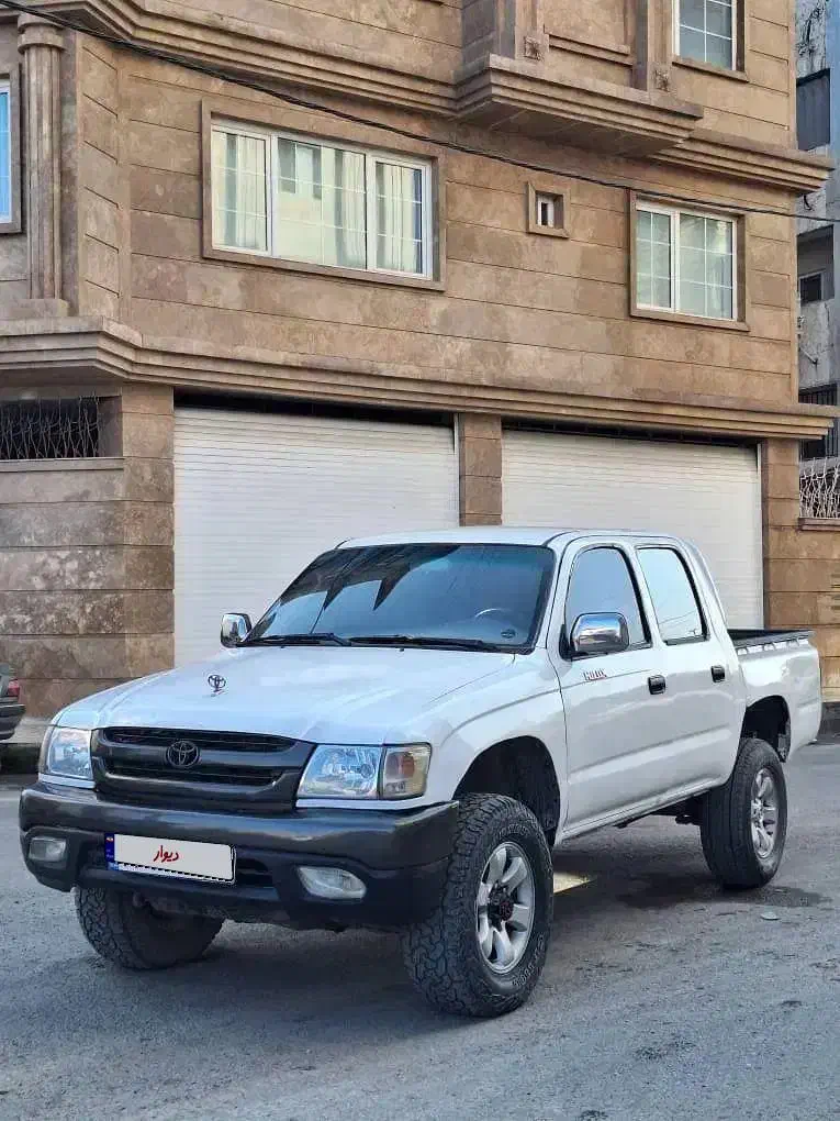 هایلوکس دو کابین بلند تایگر ۲۰۰۱|خودرو سواری و وانت|آمل, |دیوار