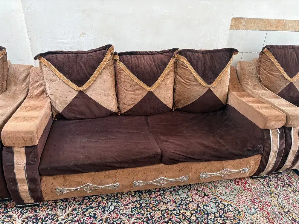 مبل|مبلمان خانگی و میز عسلی|بردسیر, |دیوار