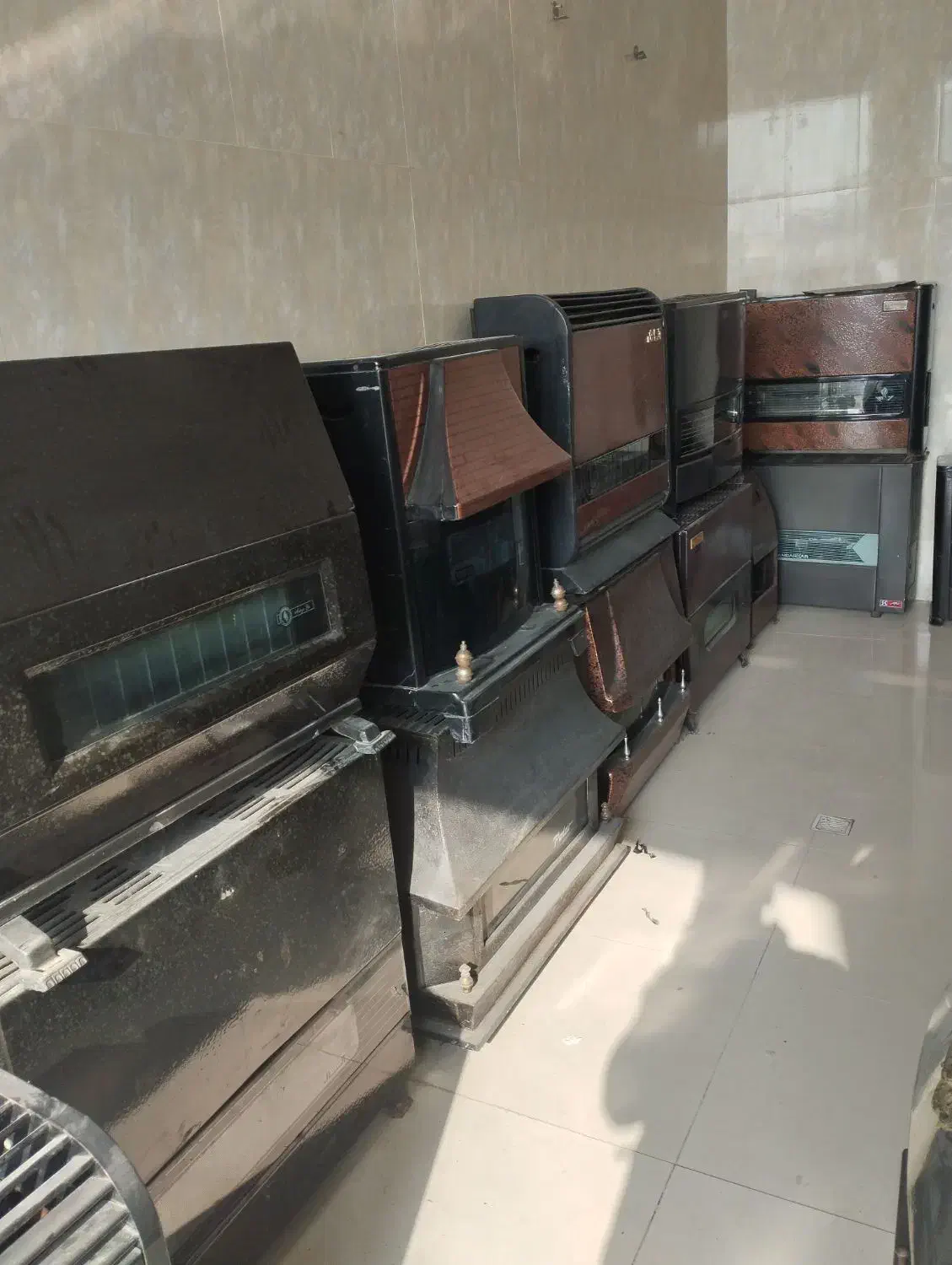 بخاری گازی شومینه ای درحد نو|بخاری، هیتر، شومینه|ارومیه, |دیوار