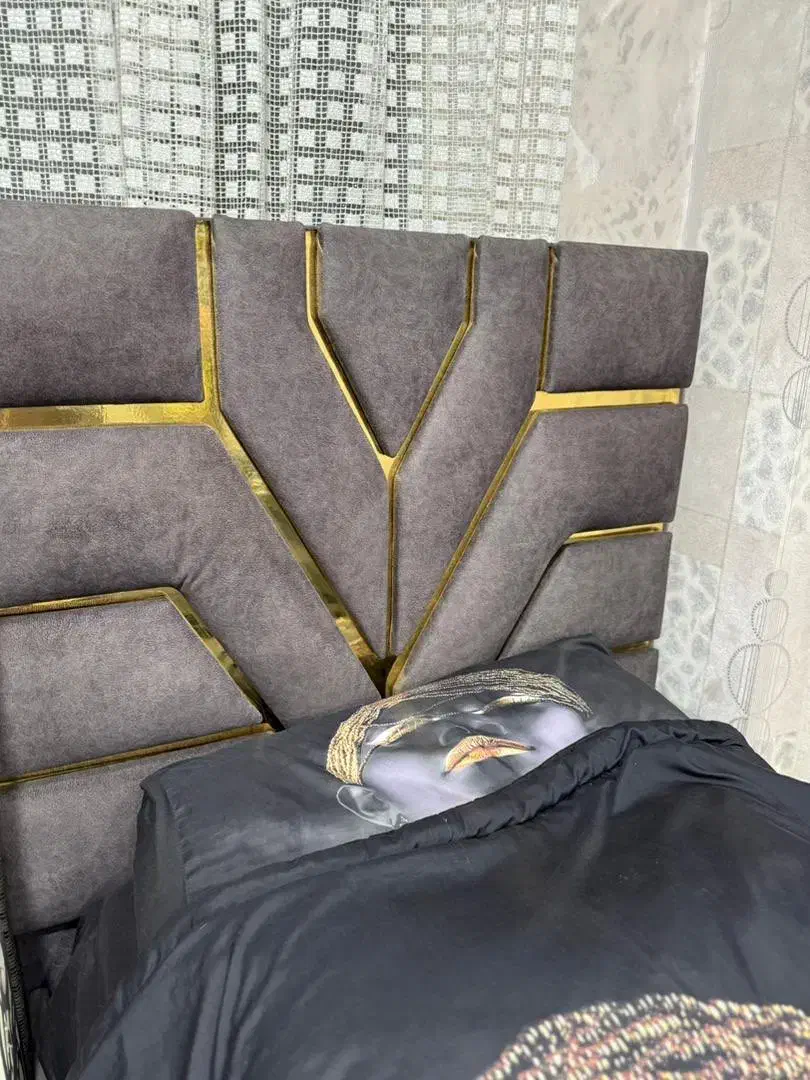 سرویس خواب با تشک و میز ارایش|تخت و سرویس خواب|ری, شهرری|دیوار