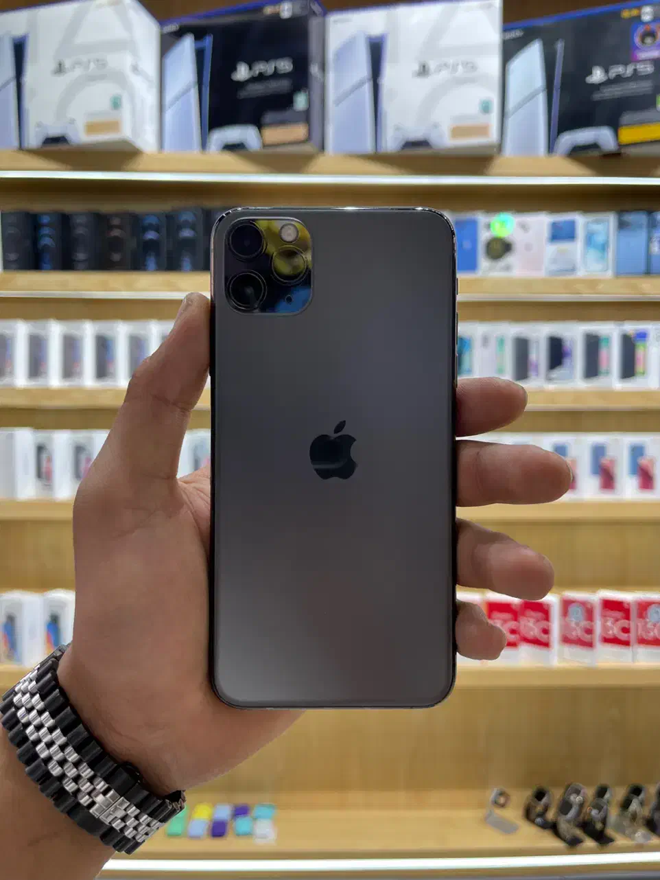 گوشی ایفون 11 پرو مکس حافظه 256 گیگ اقساط|موبایل|ورامین, ورامین|دیوار