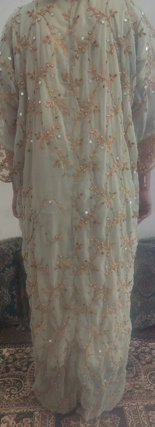 لباس|لباس|بندر دیر, |دیوار