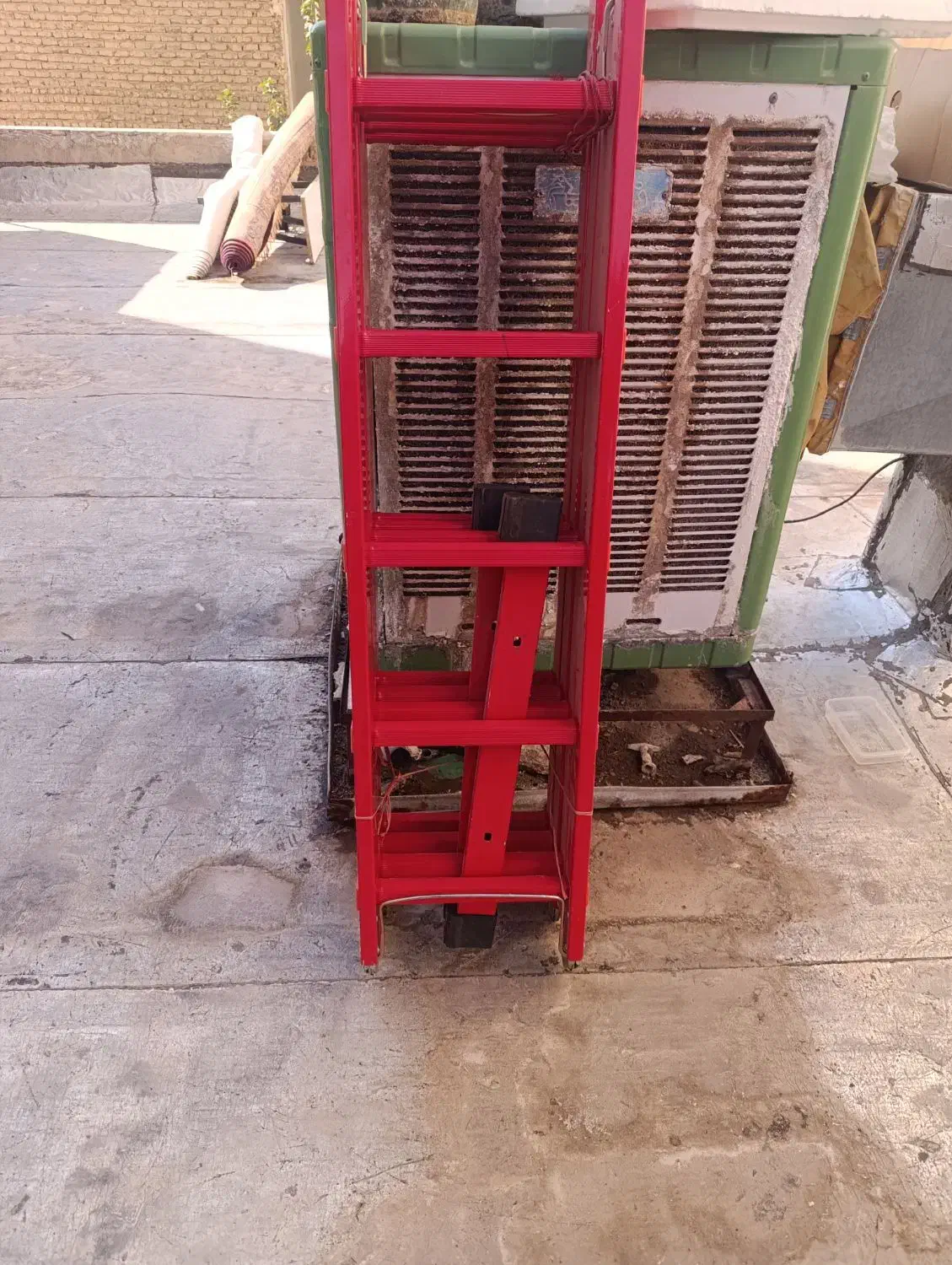 نردبان آلومینیومی|ابزارآلات|قم, زنبیل آباد|دیوار