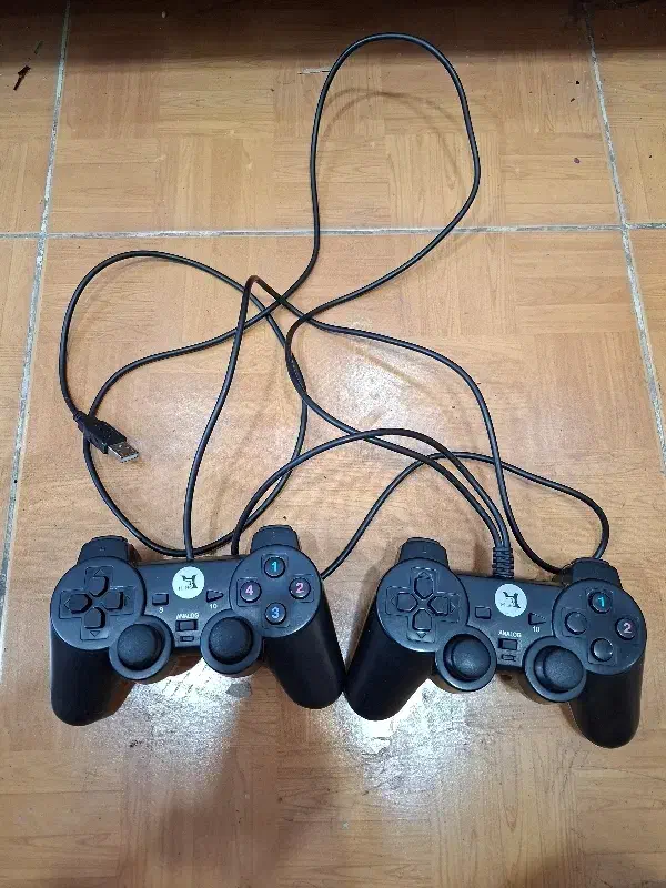 دسته بازی کامپیوتر سیمی درحد|کنسول، بازی ویدئویی و آنلاین|قم, شاه ابراهیم|دیوار