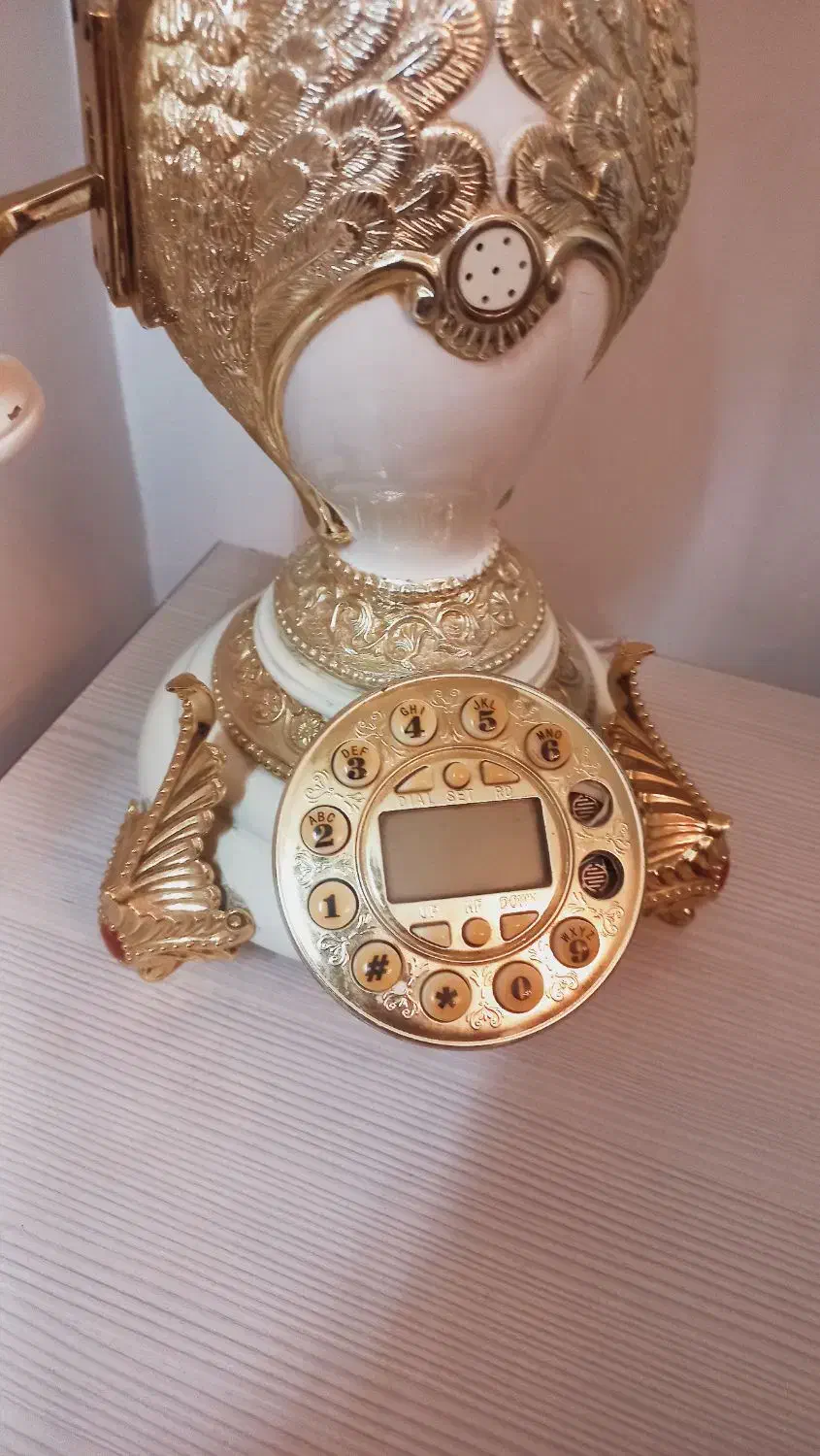 چراغ خواب|چراغ خواب و آباژور|قم, بوستان خلیج فارس|دیوار