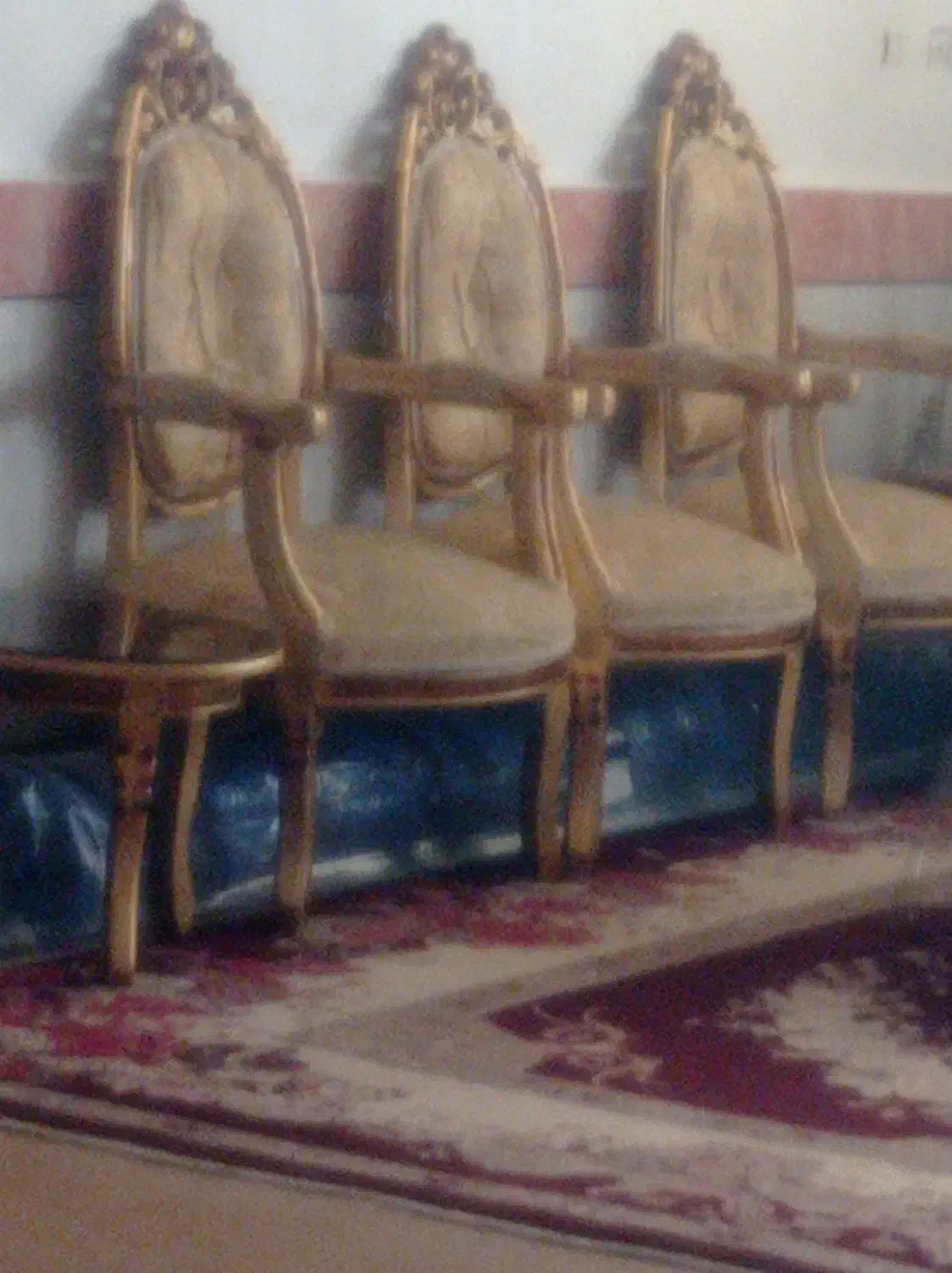 مبل سلطنتی ۹نفره با سه تا میز عسلی|مبلمان خانگی و میز عسلی|اسدآباد, |دیوار