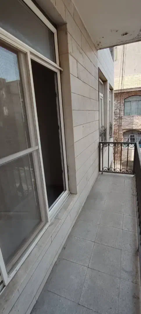 شاه آبادی/دریاباری نزدیک مترو پیروزی/65M/غرق نور