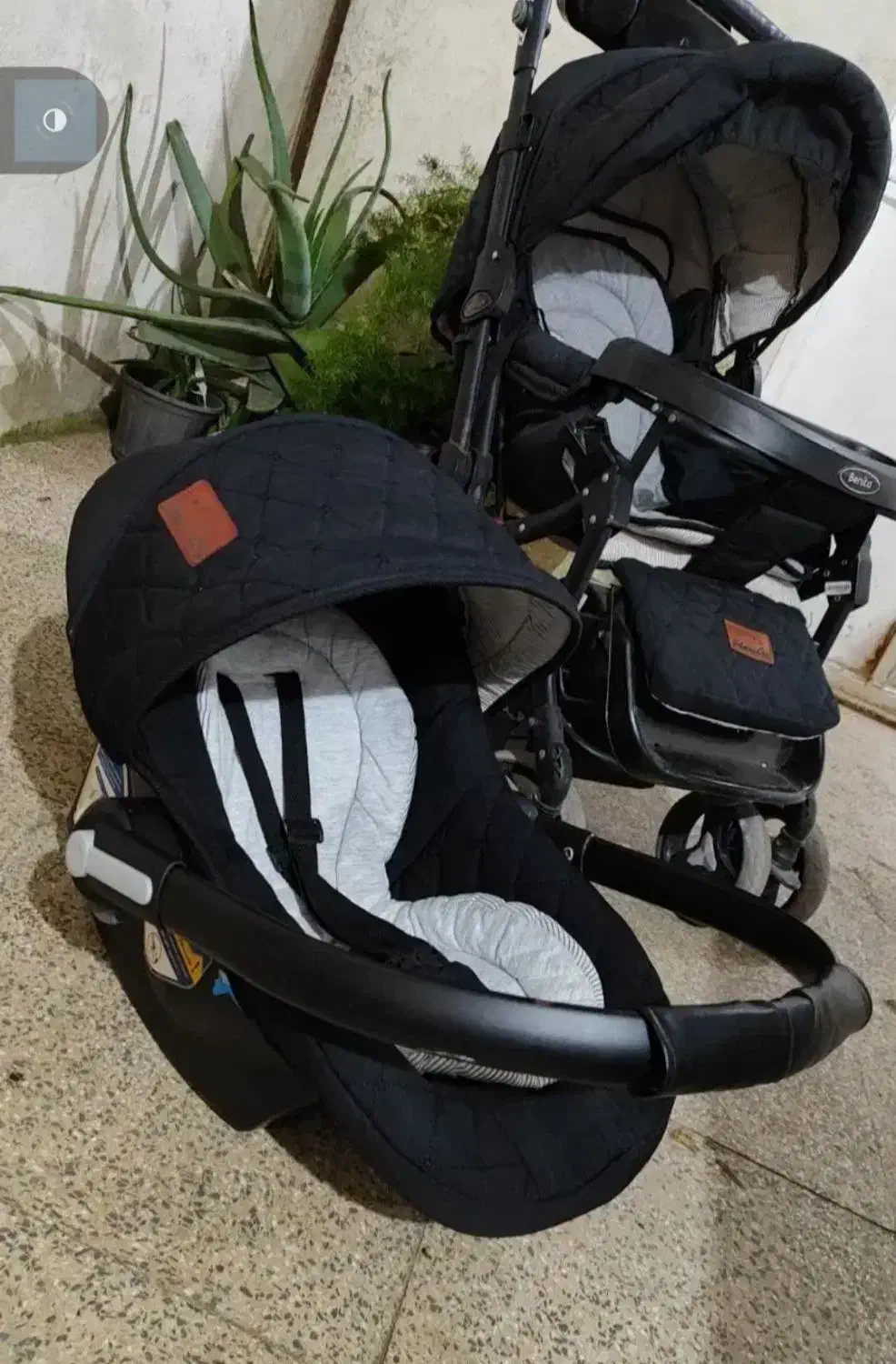 کریر در حد نو|کالسکه و لوازم جانبی|لاهیجان, آهندان|دیوار