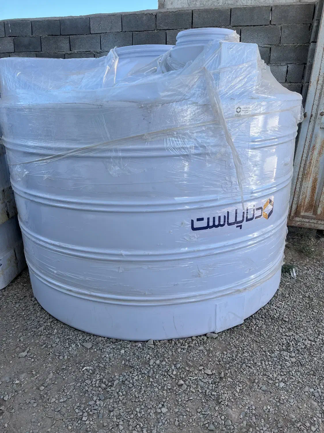 مخزن ۵۰۰۰لیتری پلیمری|مصالح و تجهیزات ساختمان|دماوند, دماوند|دیوار