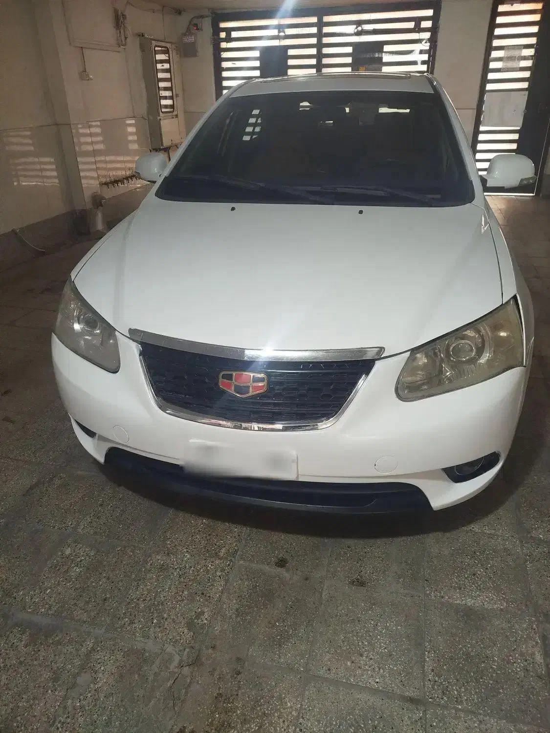 جیلی امگرند هاچ بک|خودرو سواری و وانت|مشهد, شفا|دیوار