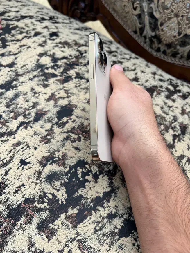 13pro بدون خط خش|موبایل|تبریز, |دیوار