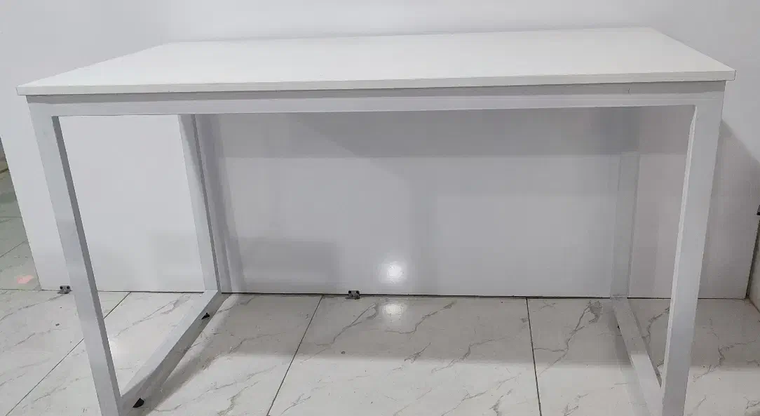 میز چوبی پایه اهنی|میز تحریر و کامپیوتر|پاکدشت, پاکدشت (مامازند)|دیوار