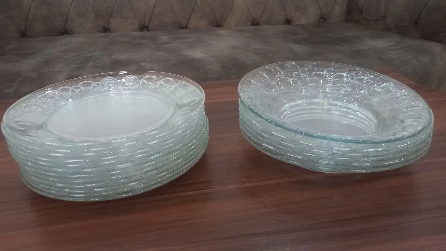 تعدادی لوازم منزل|ظروف سرو و پذیرایی|شهریار, کهنز|دیوار