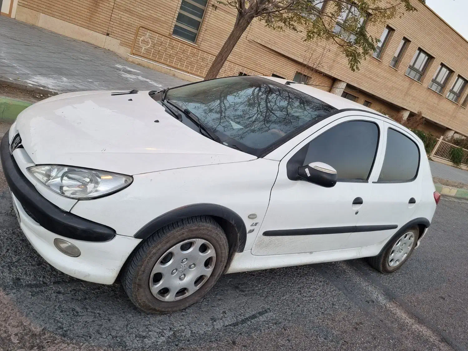 پژو ۲۰۶ تیپ ۵ مدل ۹۴|خودرو سواری و وانت|کاشان, عربها|دیوار