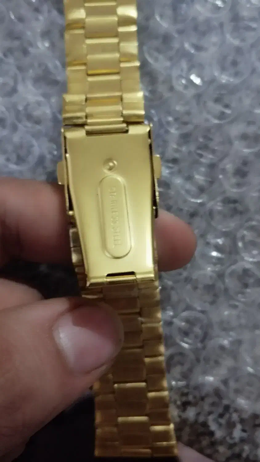 ساعت|ساعت|نیشابور, خط کاشمر|دیوار